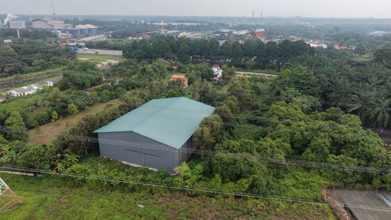 69000sf Land with 12000sf Warehouse Dengkil - photo 8