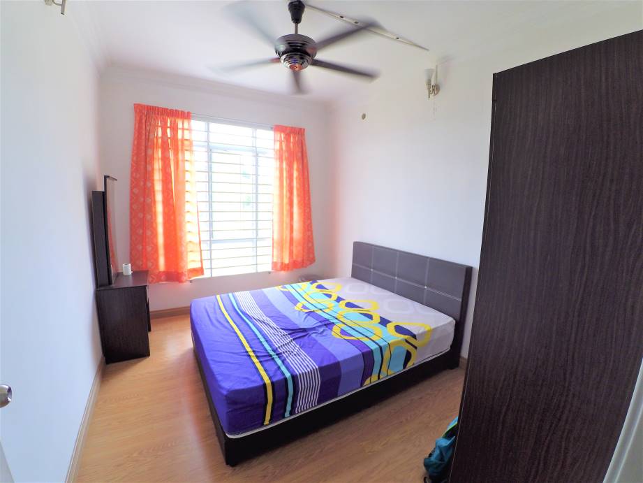 Reno Furnished Penaga Condo Taman Raintree - photo 6