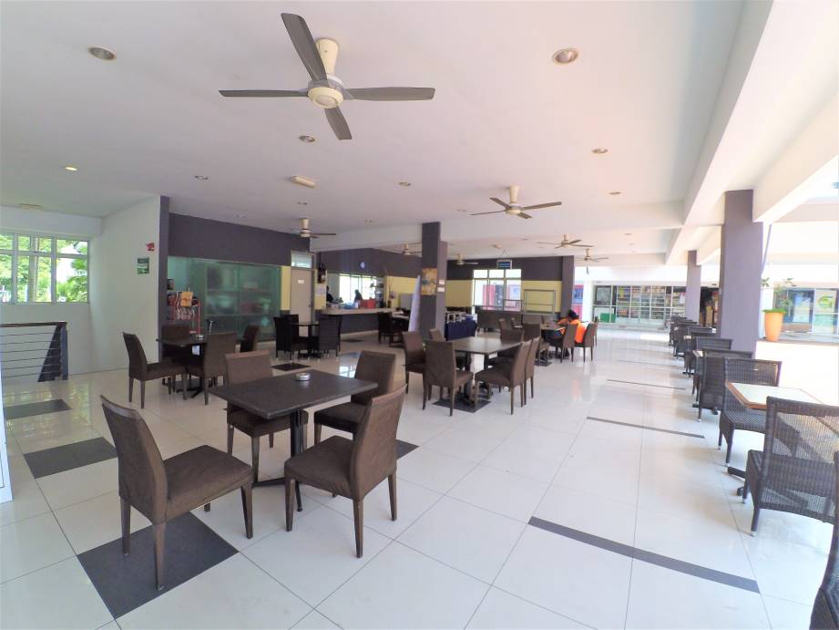 Reno Furnished Penaga Condo Taman Raintree - photo 9