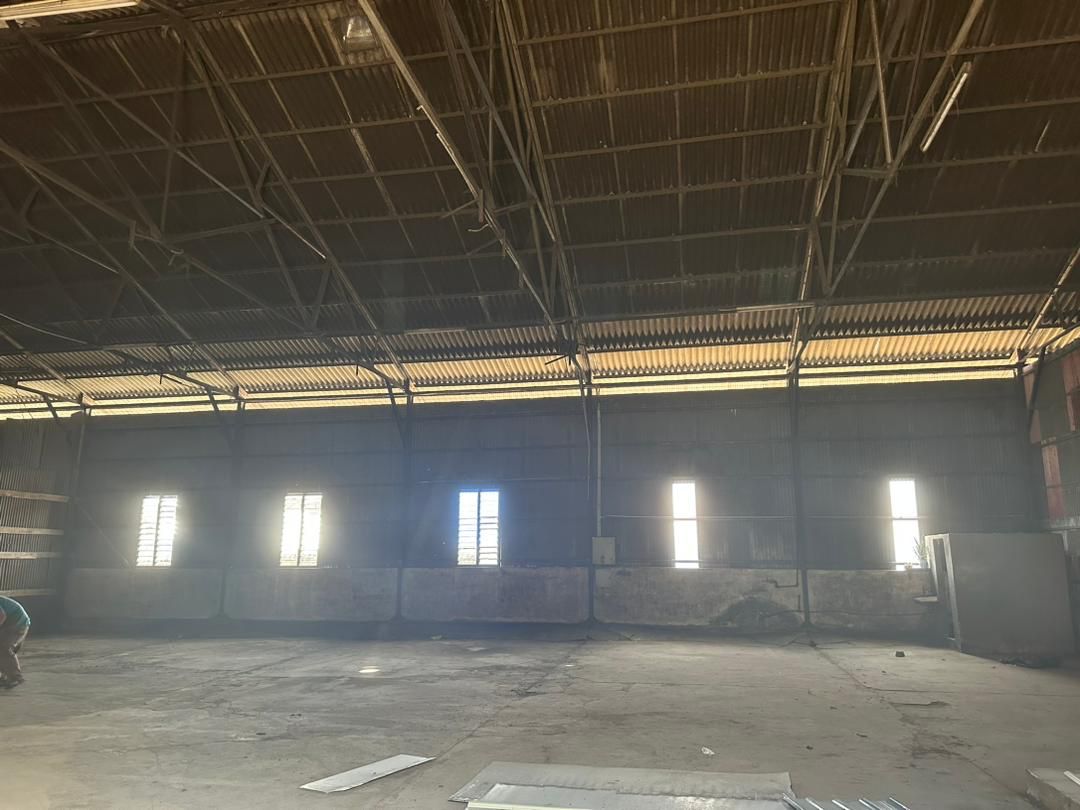 I188 Butterworth Factory Warehouse 4500sqft - photo 3