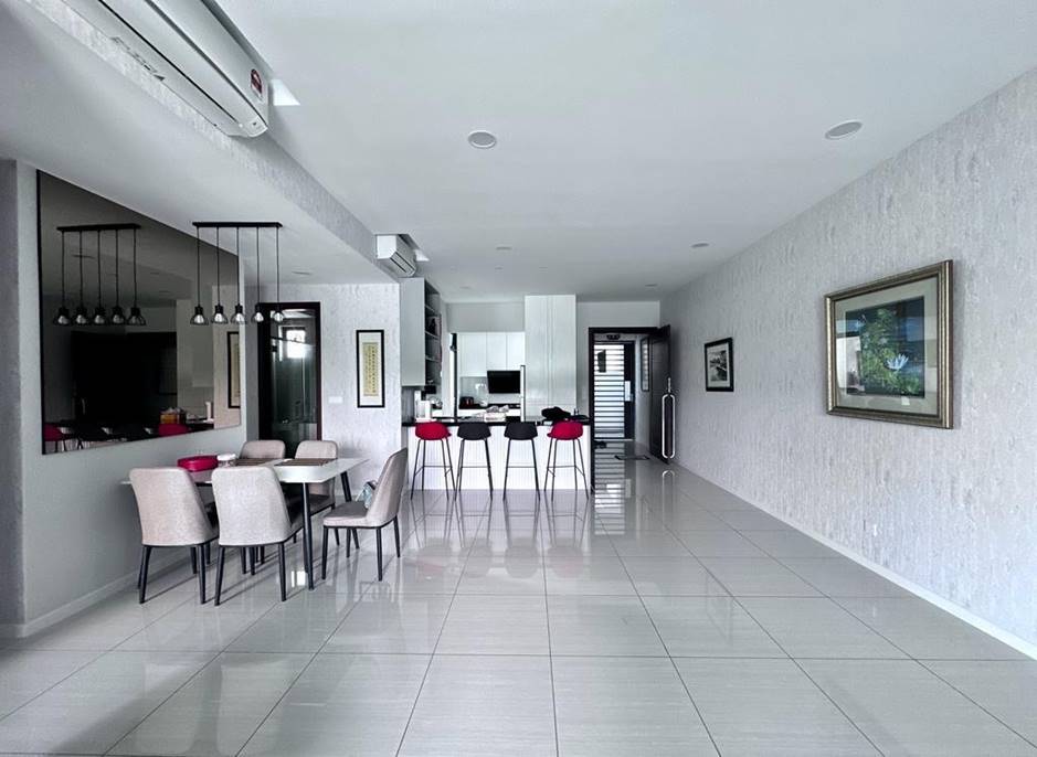 Queens Residences Qu ...