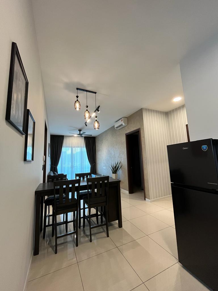Queens Residences Qu ...