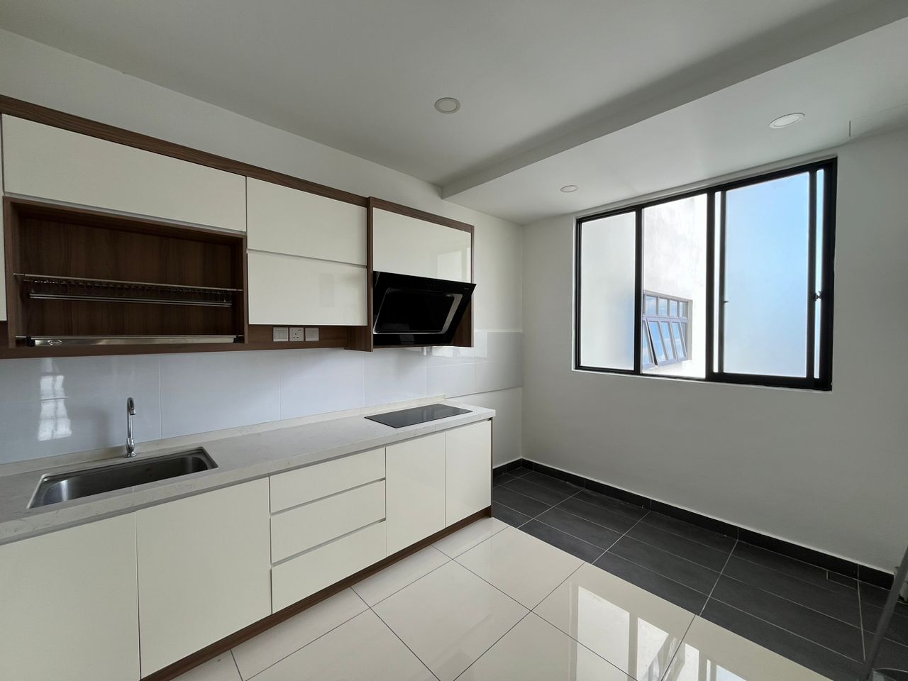 Novus Condominium - photo 3