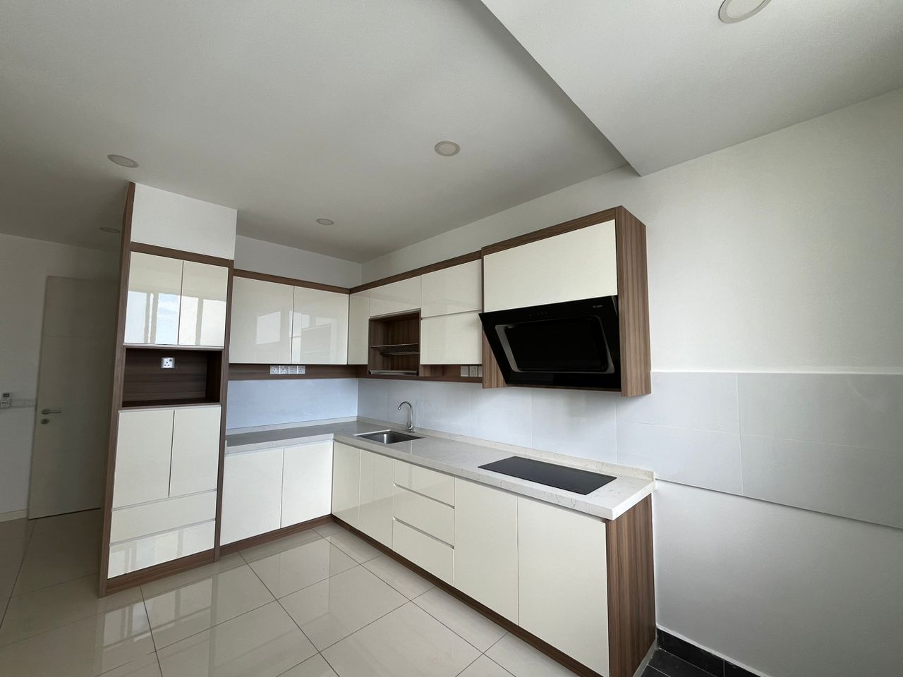 Novus Condominium - photo 8