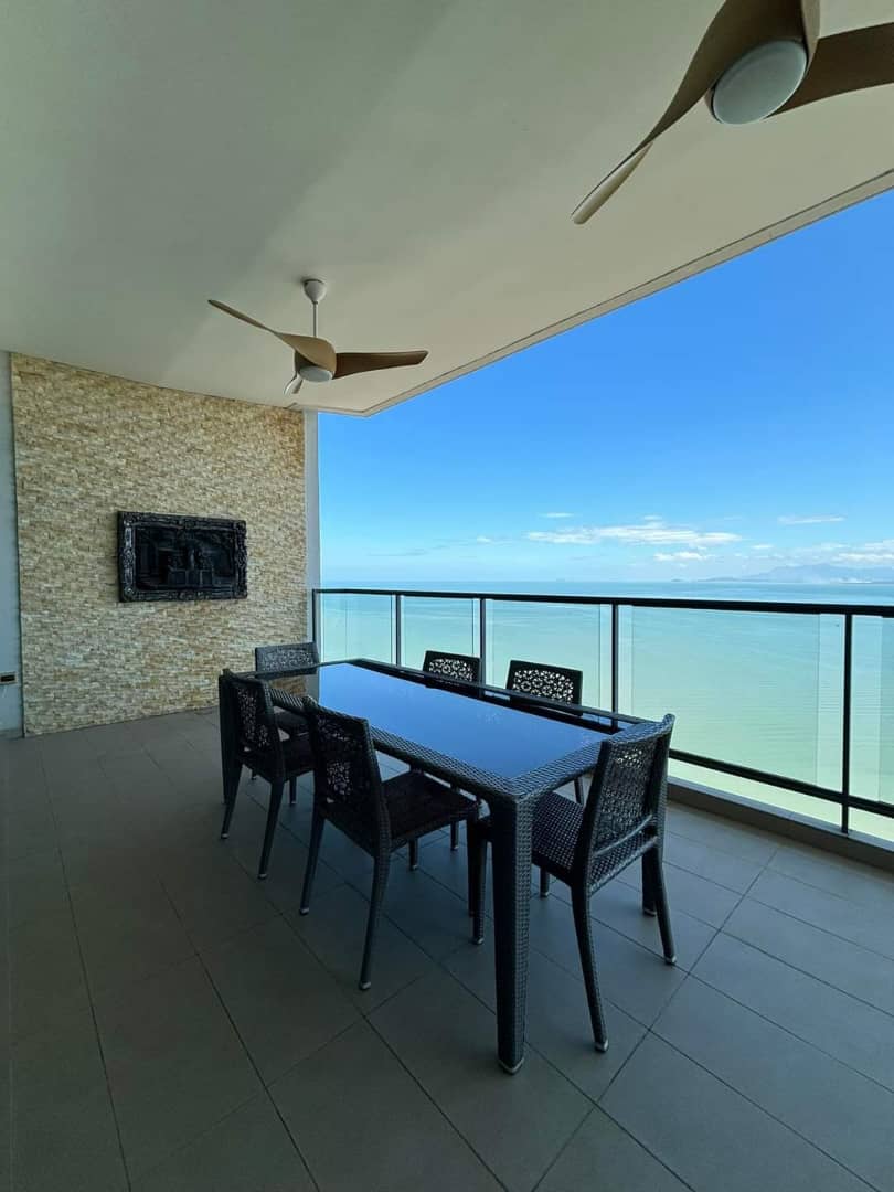 Infinity Beachfront Condo - photo 2