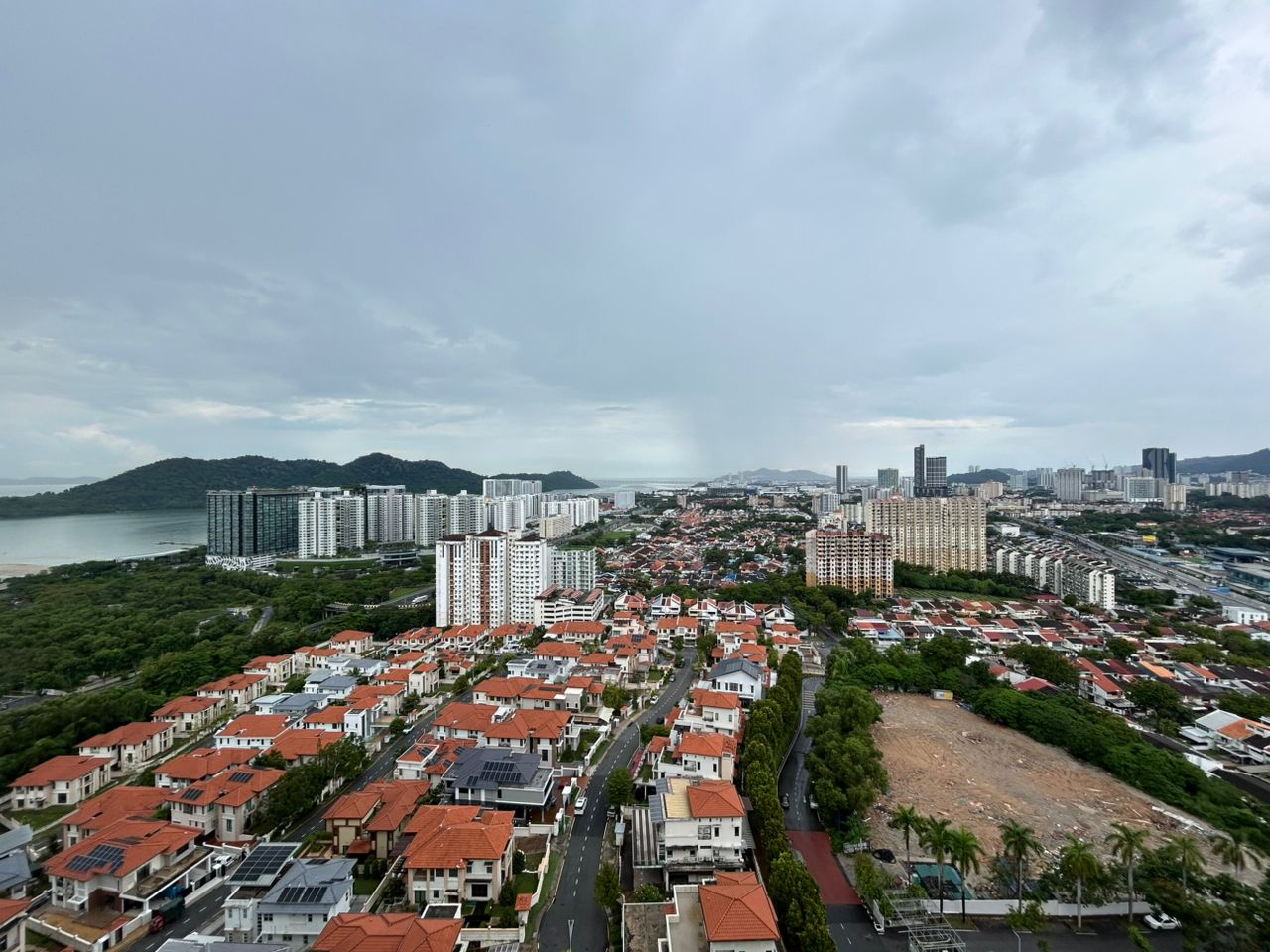 Triuni Residences - photo 2