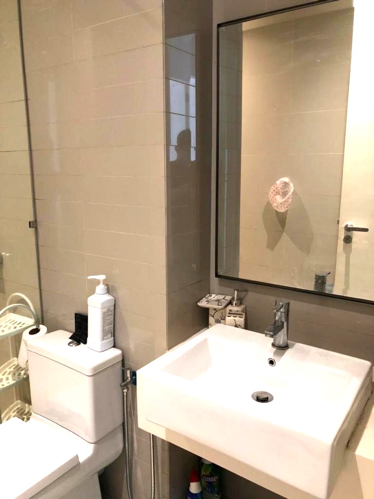The Veo Fully Furnished Unit - photo 4