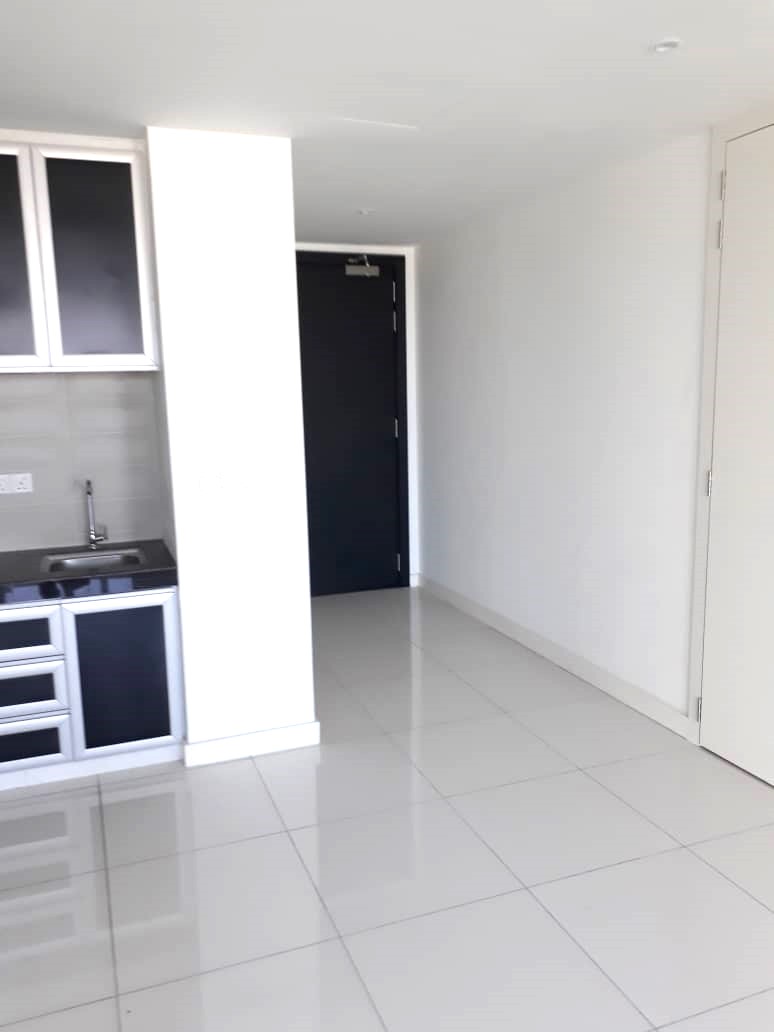 The Veo Fully Furnished Unit - photo 2