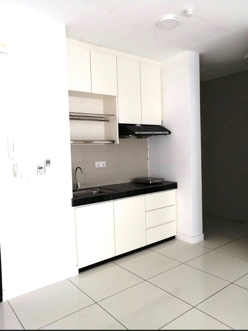 The Veo Fully Furnished Unit - photo 2