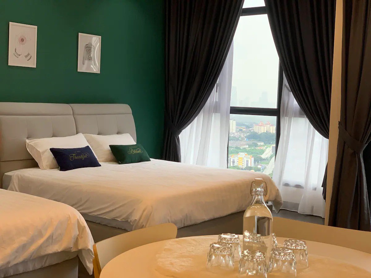 REPOST PRICE REDUCED 28 Boulevard 28BLVD262 - photo 2