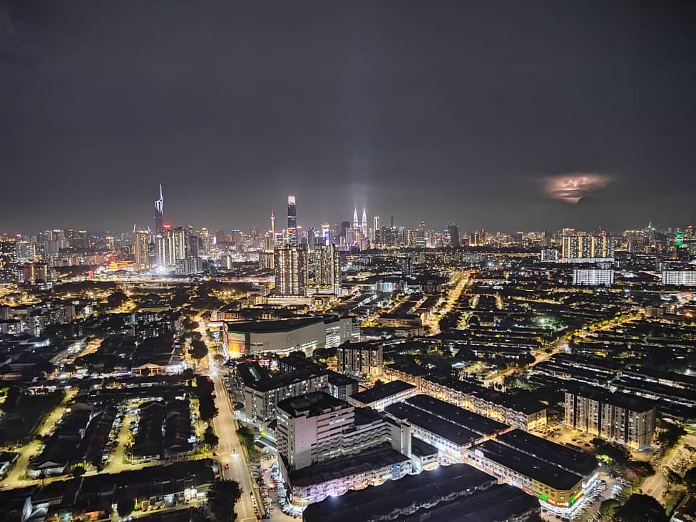 REPOST PRICE REDUCED 28 Boulevard 28BLVD262 - photo 6