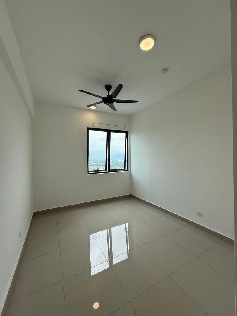 Kiara Plaza Semenyih - photo 4