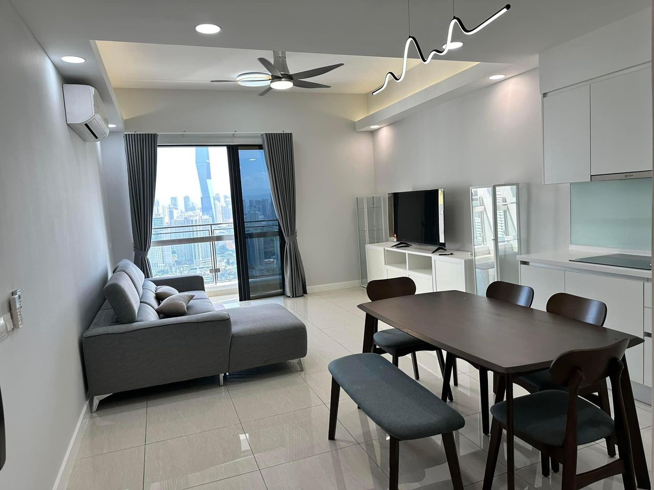 Sentral Suite SSKS003