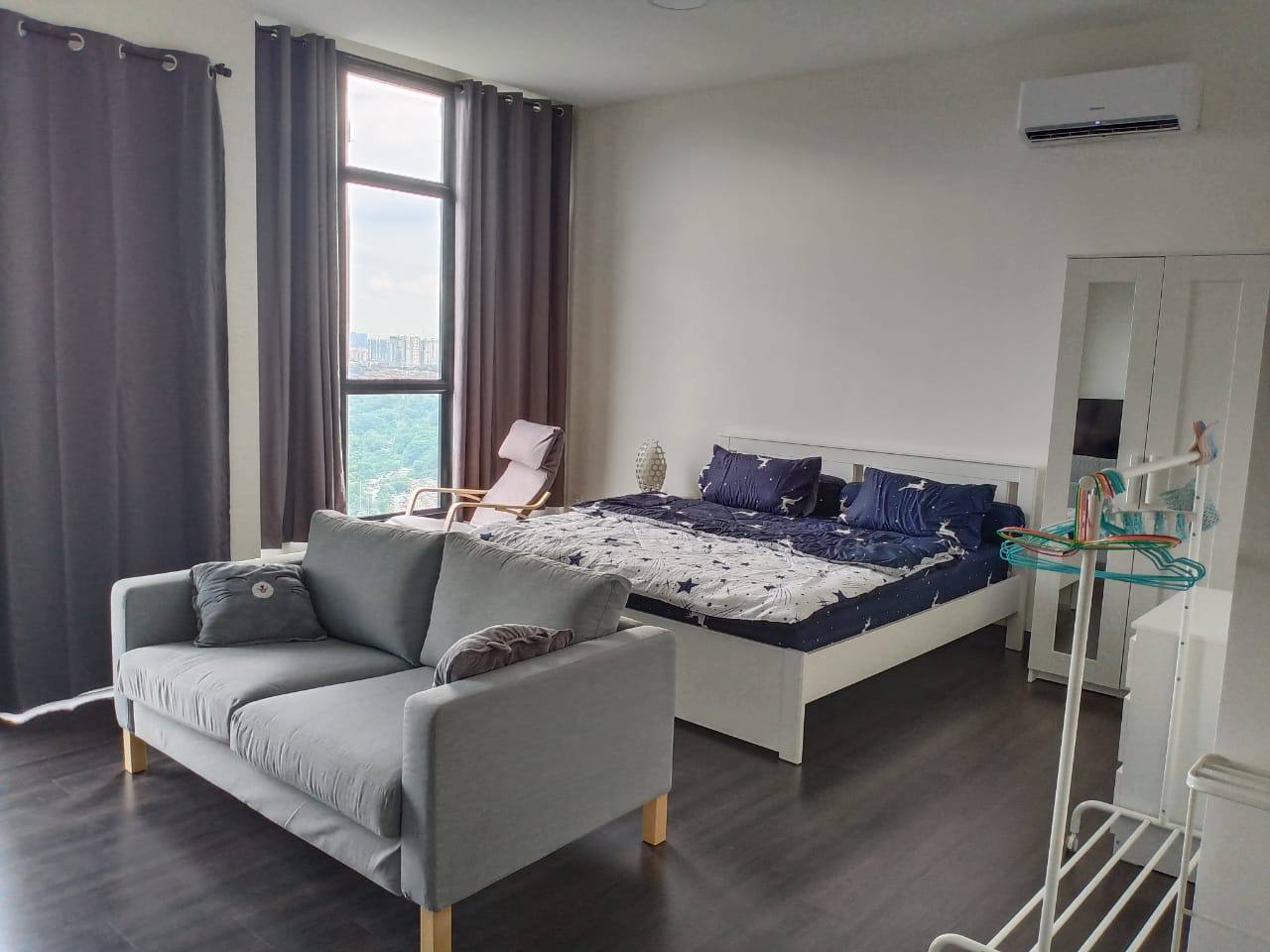 28 Boulevard 28BLVD199