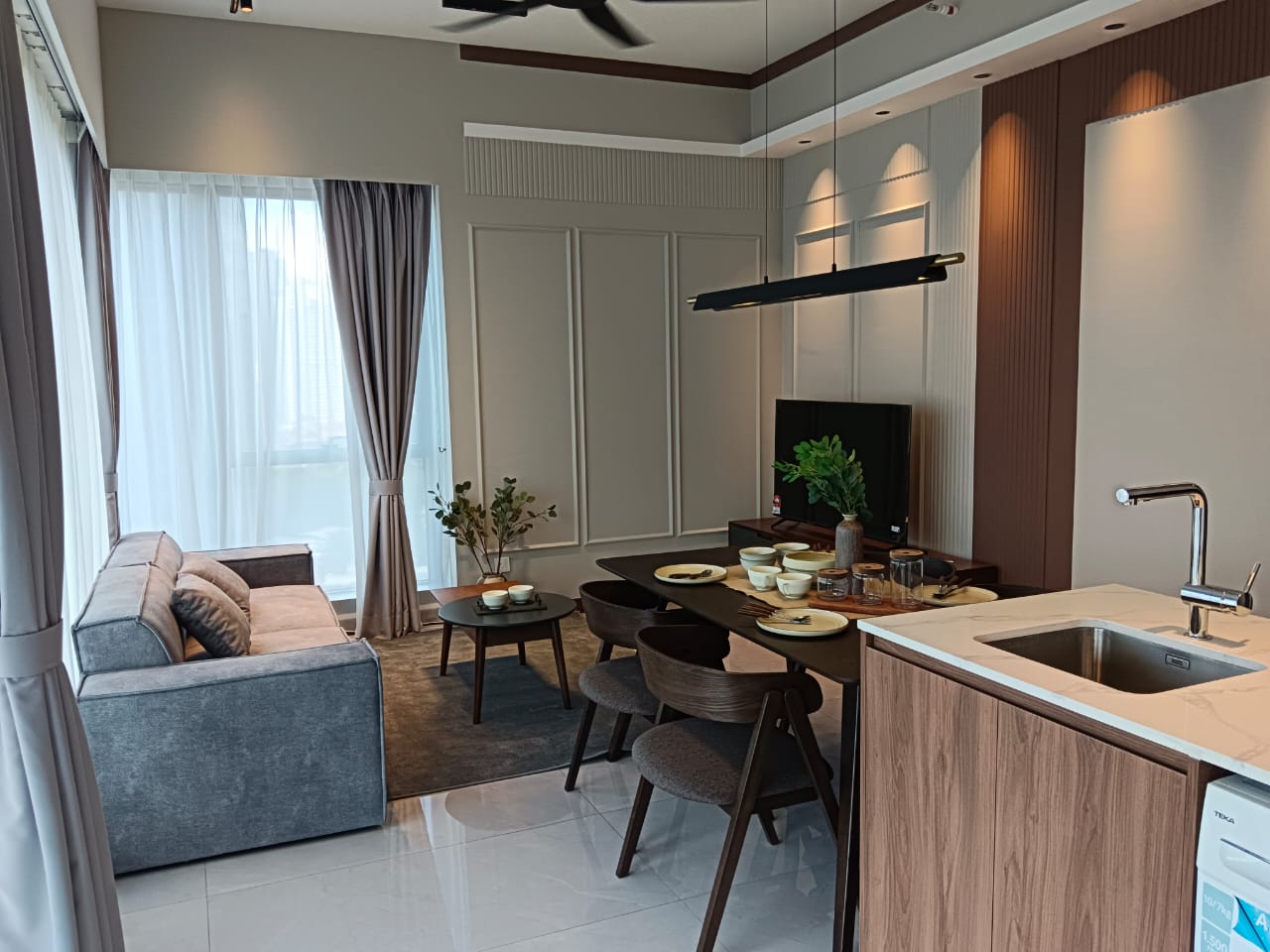 Core Residence CORE038