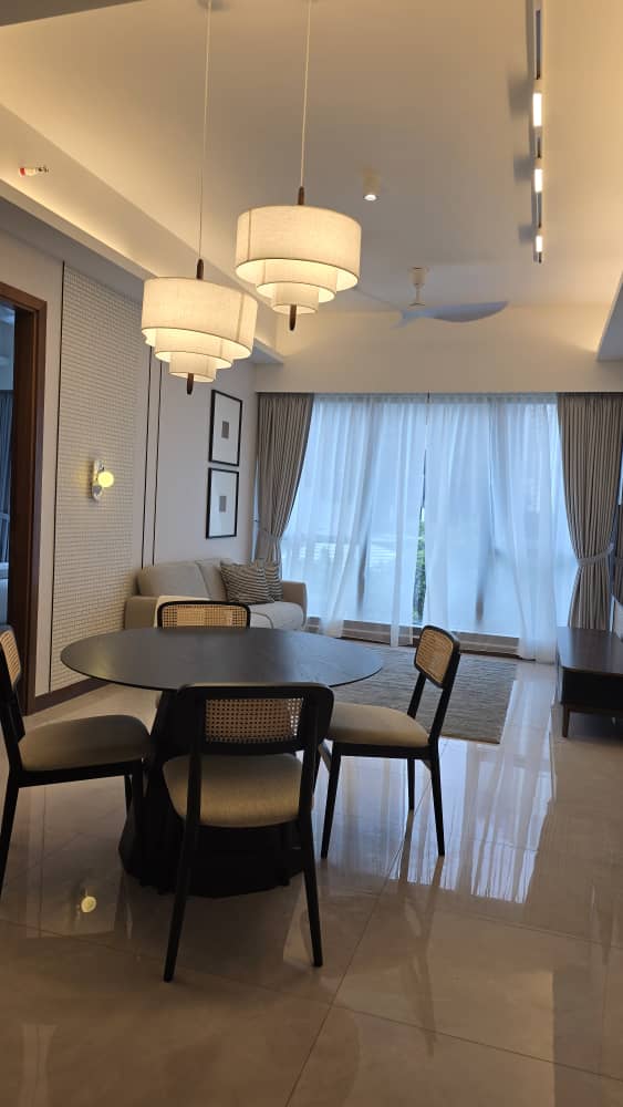 Core Residence CORE040