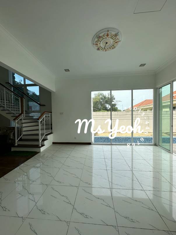 7450sf New Bungalow at Beverly Hills - photo 2