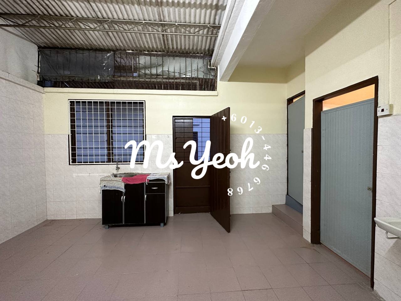 1600sf 2 Storey Terrace at Tanjung Bungah - photo 3