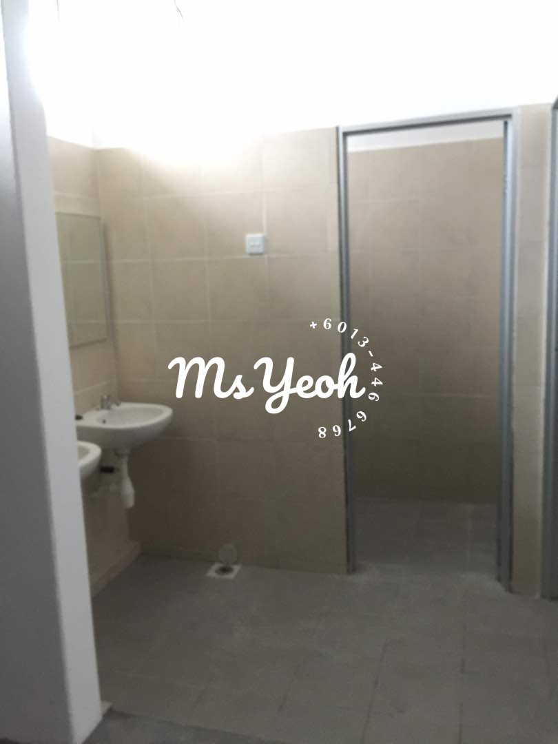 Batu Kawan 2 Storey Shop House 3600sqft - photo 4