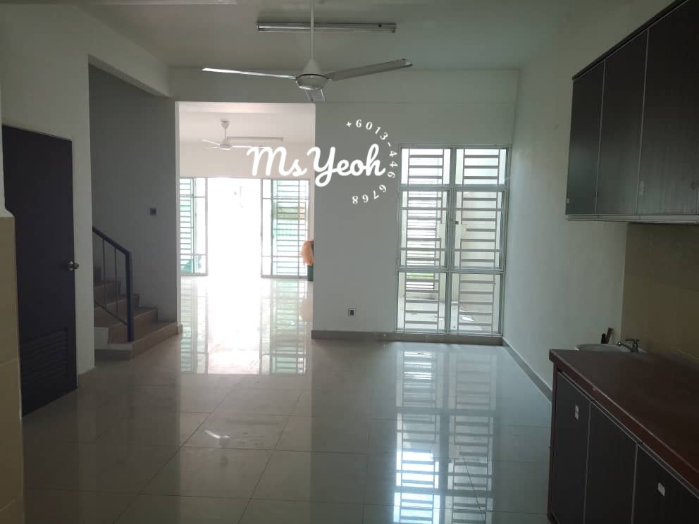 Taman Simfonia 3 Storey Terrace 6 Rooms 1848sqft - photo 2