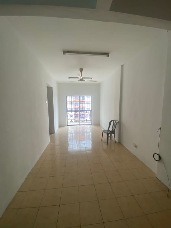 Partially renovated impian sentosa for Sale - photo 5