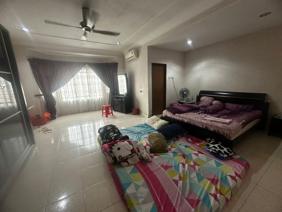 Double storey House for Sale in Bayu Perdana - photo 10