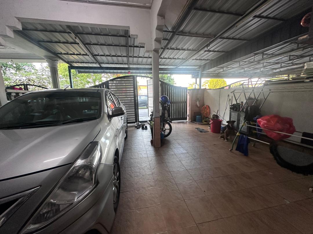 Single storey renovated for SALE in kg Jawa - photo 11