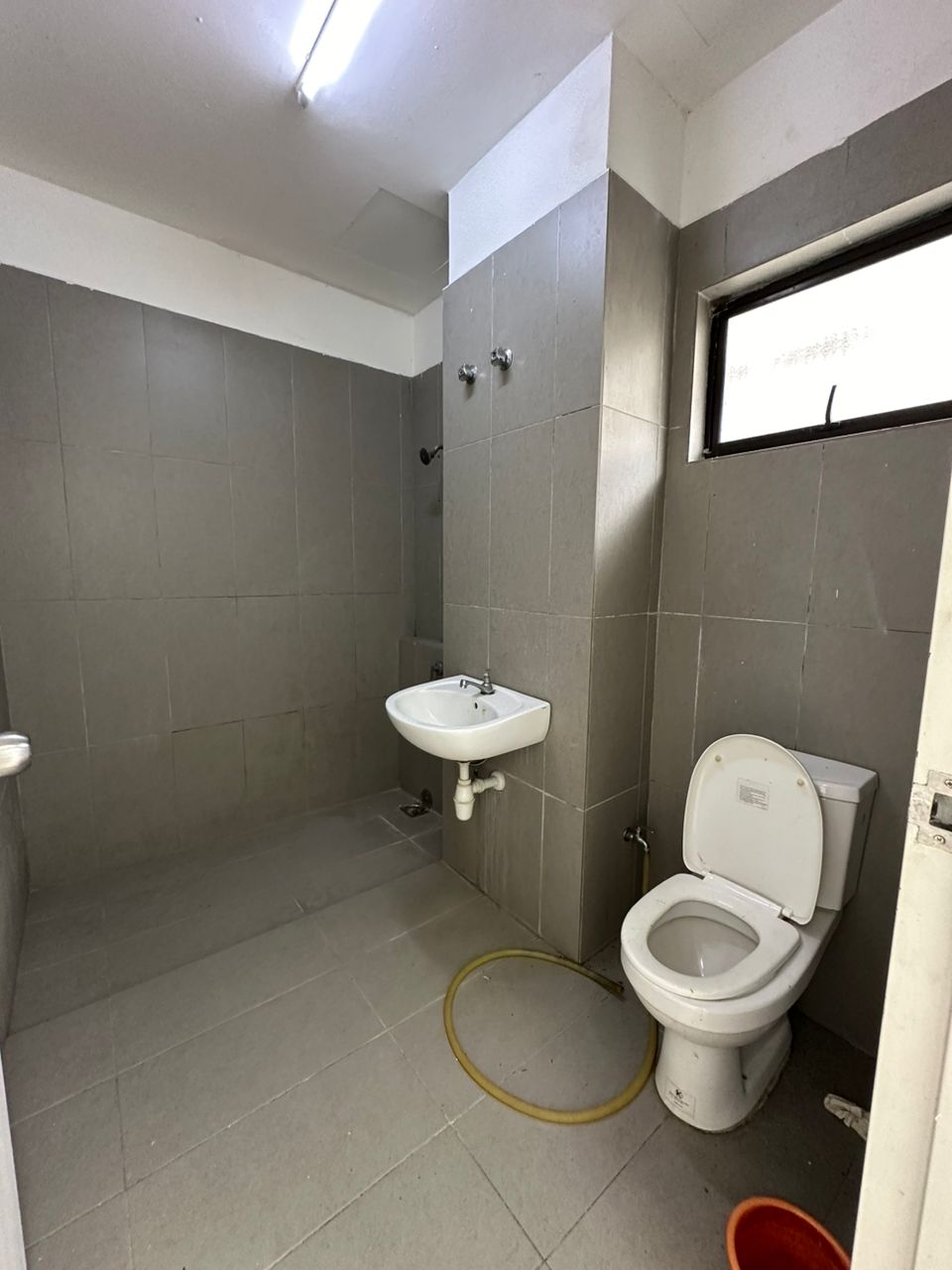Double storey house for rent in Bandar Mahkota - photo 5