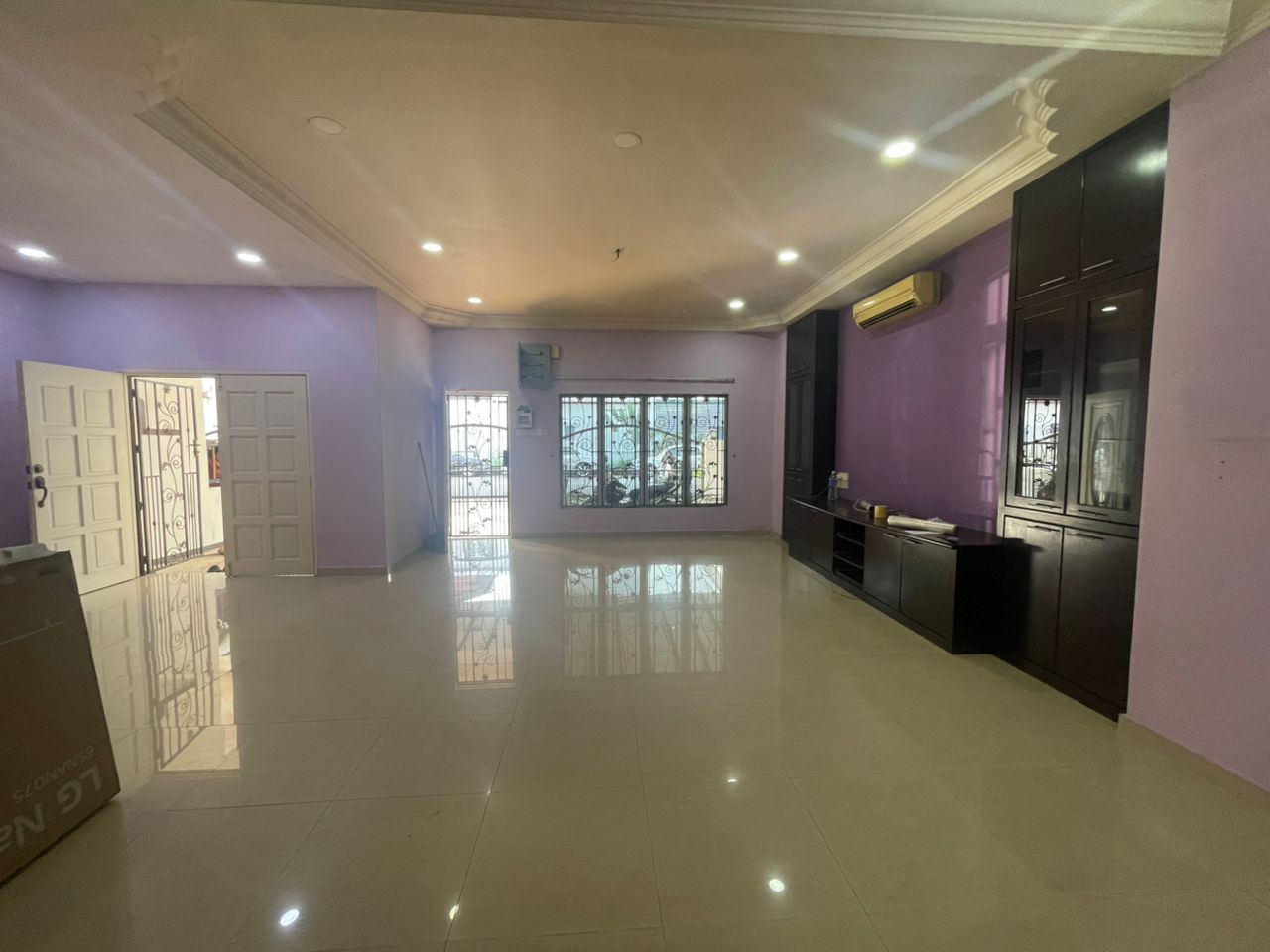DOUBLE STOREY SEMI D HOUSE FOR SALE, TMN SRI MEWAH - photo 5
