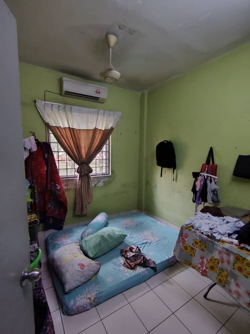 1ST FLOOR TROPIKA APARTMENT BUKIT TINGGI FOR SALE - photo 2
