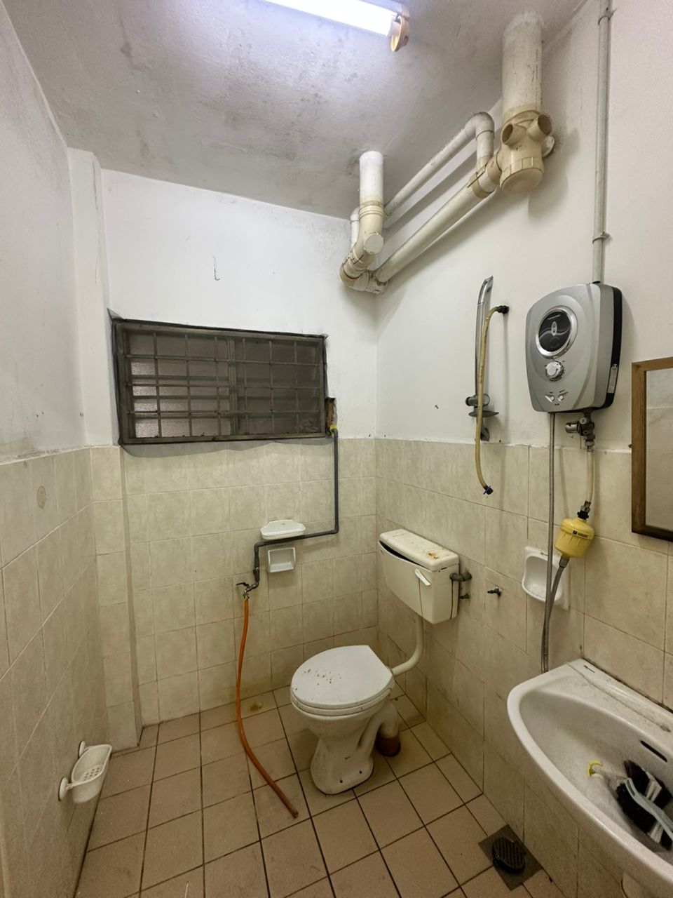 GROUND FLR TROPIKA APARTMENT BUKIT TINGGI FOR Rent - photo 2