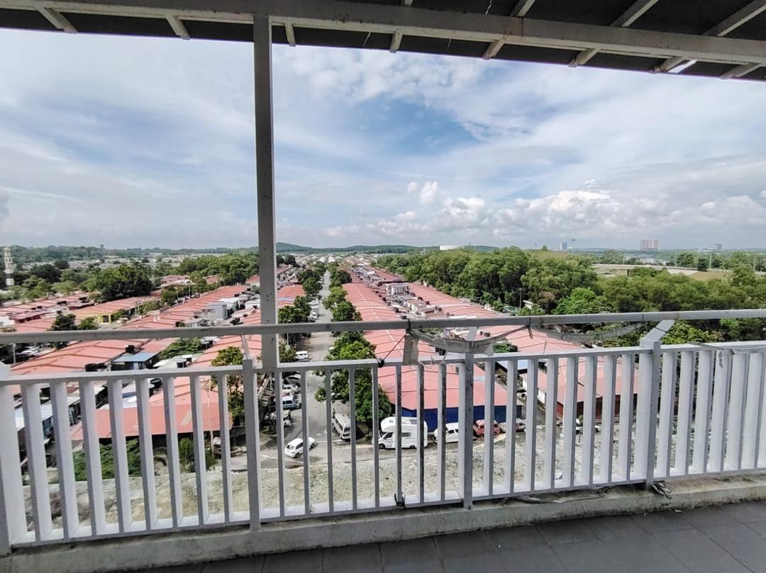 RENOVATED BSP SKYPARK BIG UNIT FOR RENT - photo 8
