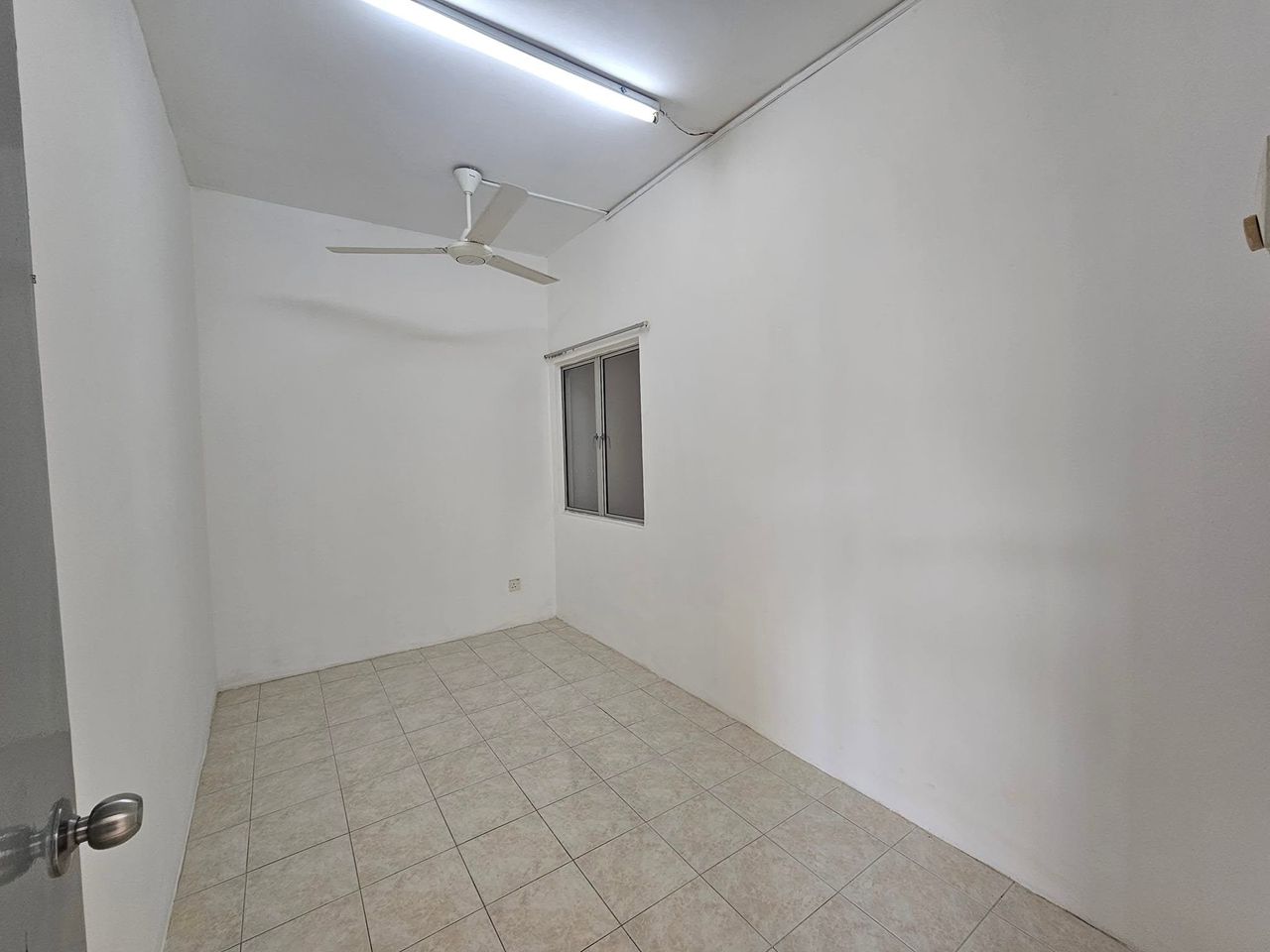 Apartment Bayu Villa, Taman Bayu Perdana Klang - photo 8