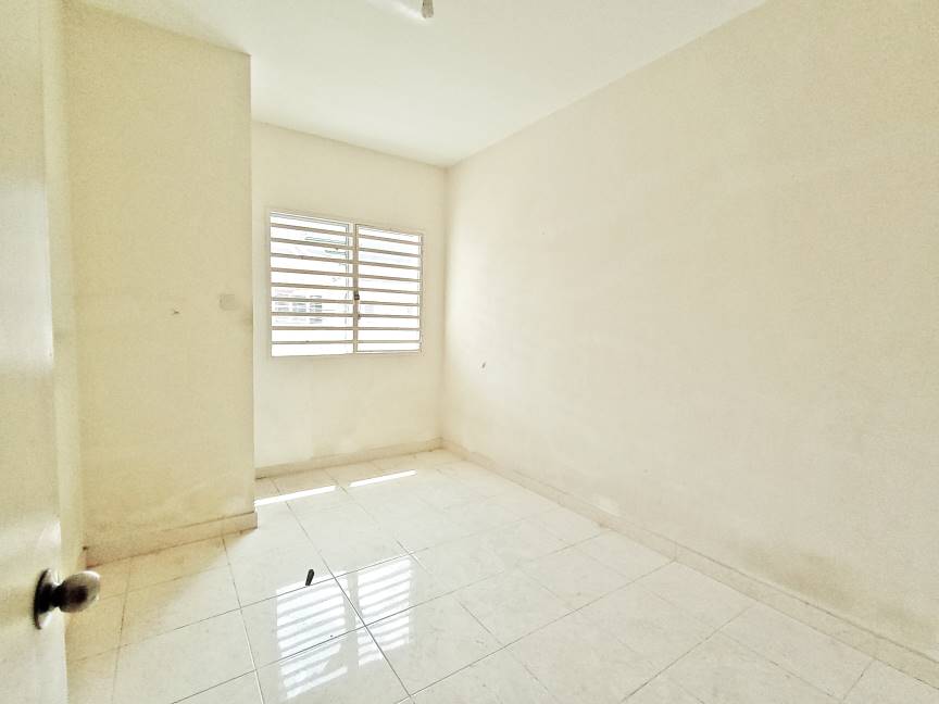 Taman Bukit Serdang - photo 6
