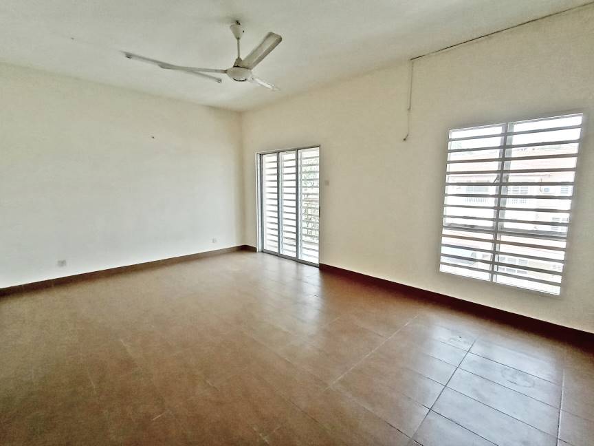Taman Bukit Serdang - photo 10