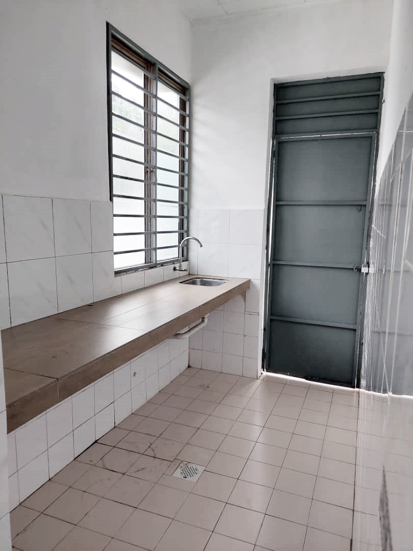 Bungalow Single Storey Taman Kota Perdana - photo 2