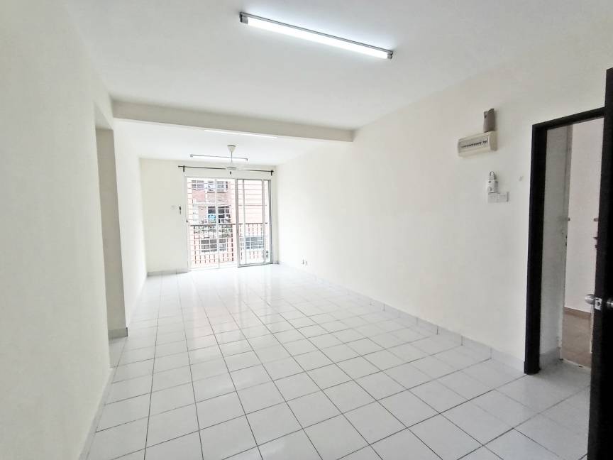 Villa Court Apartmen ...