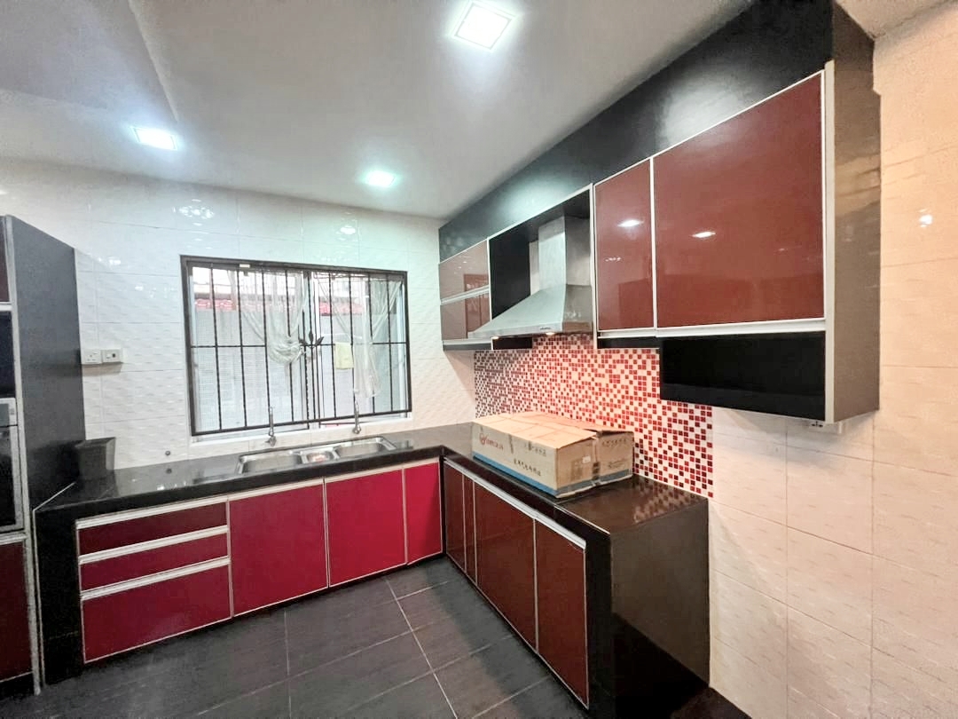 Taman Bukit Serdang BS 4 - photo 4