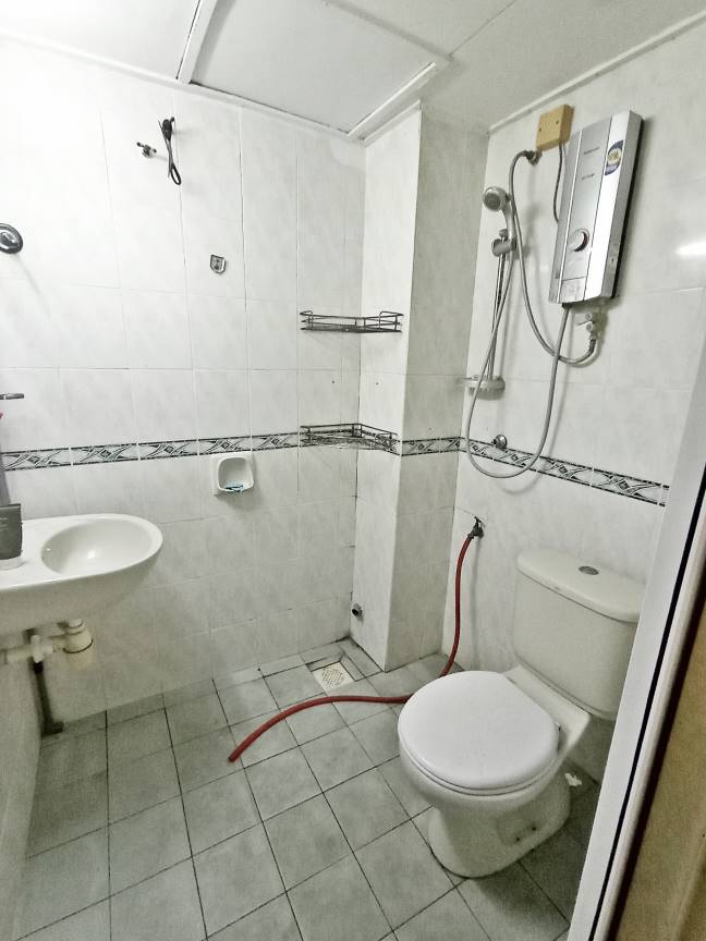 Taman Lagenda Mas Townhouse - photo 8