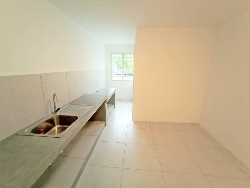 Sri Ria Apartment - photo 2