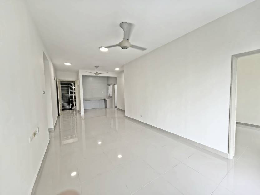 4R3B Corner Green Terrain Prima Villa - photo 2