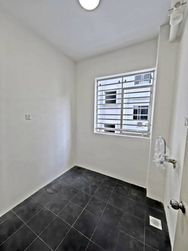 4R3B Corner Green Terrain Prima Villa - photo 8
