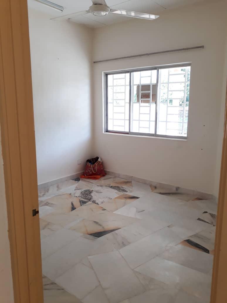 FACING OPEN SINGLE STOREY- CORINA -Puncak Alam, - photo 3