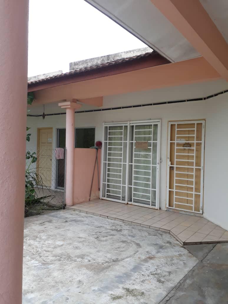 FACING OPEN SINGLE STOREY- CORINA -Puncak Alam, - photo 6