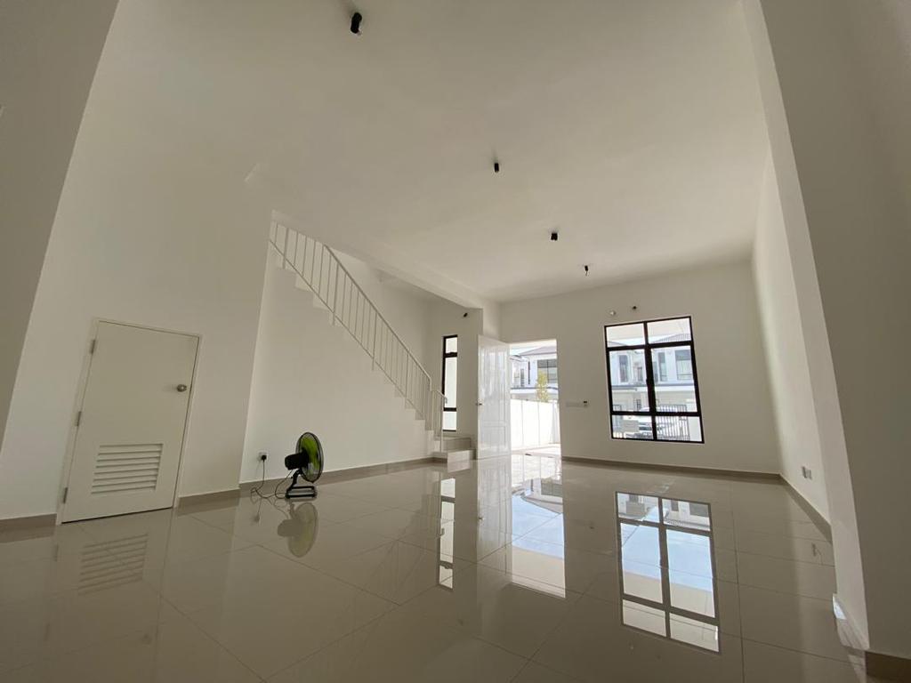 CORNER Double Storey House Eco Grandeur Puncak Ala - photo 6