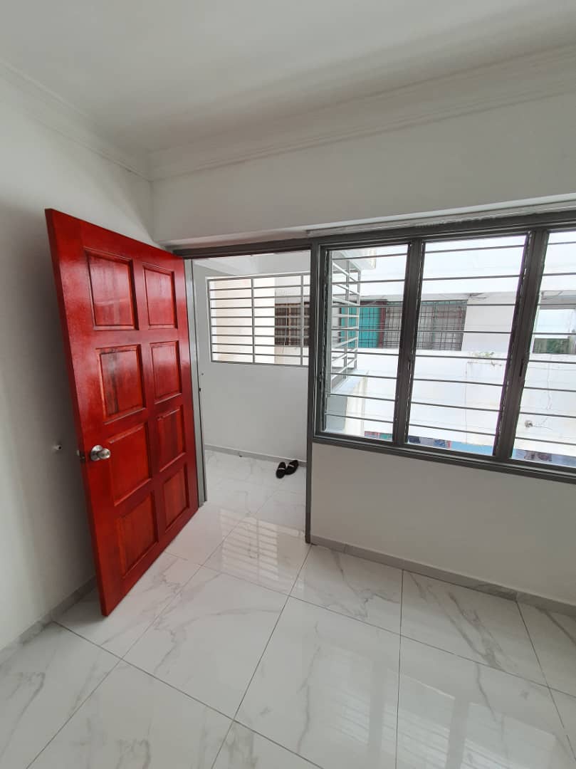 NEAR LRT Pelangi Apartment Kota Damansara - photo 6