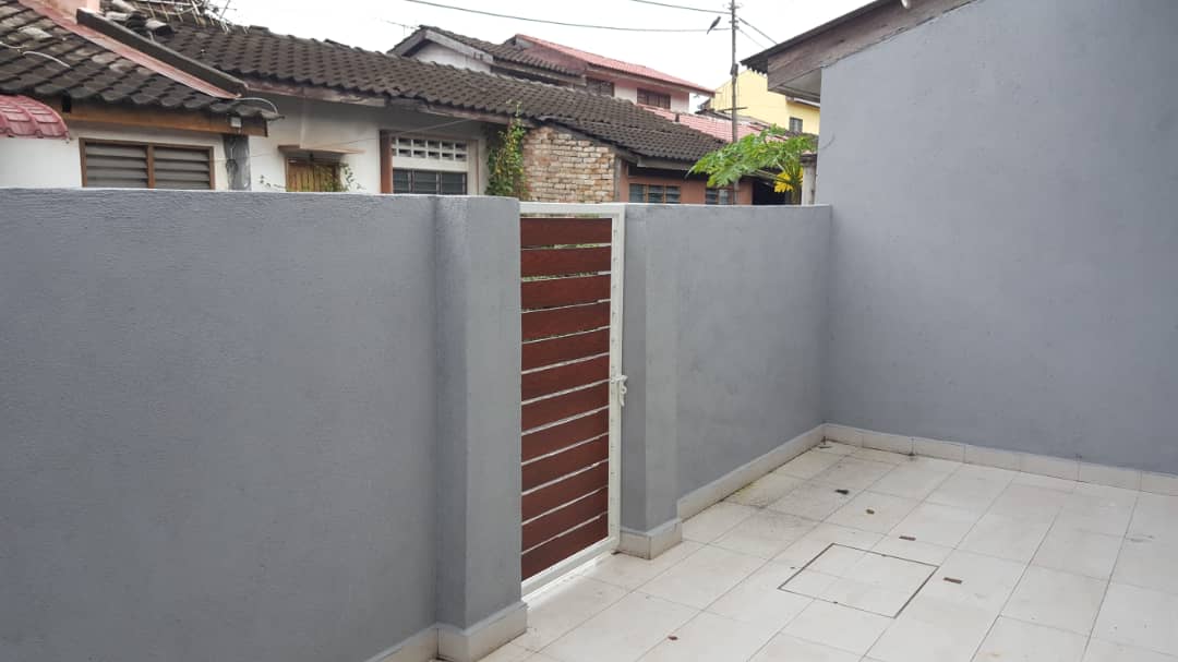 Fully Renovated Single Storey Terrace House Taman - photo 6