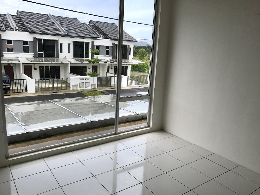 Taman Alam Sutera Bandar Puncak Alam - photo 3