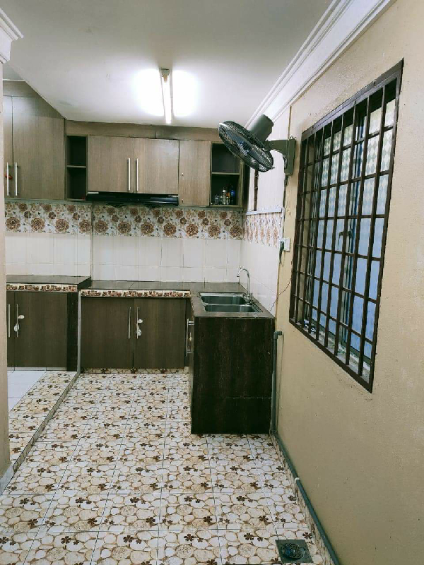 New Refurbished Double Storey Seri Kembangan - photo 4