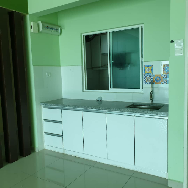 Zest Block A Kinrara Puchong Near MRT - photo 4
